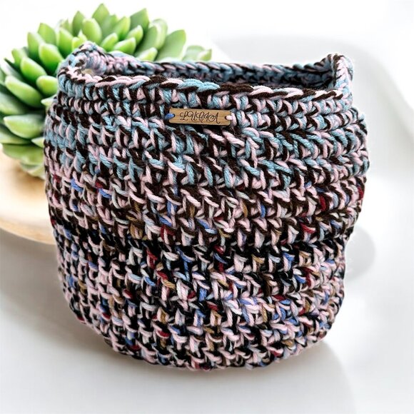 Basket with Handles Crochet Handmade One of a Kind Scrap Yarn Basket Brand New - Picture 4 of 5